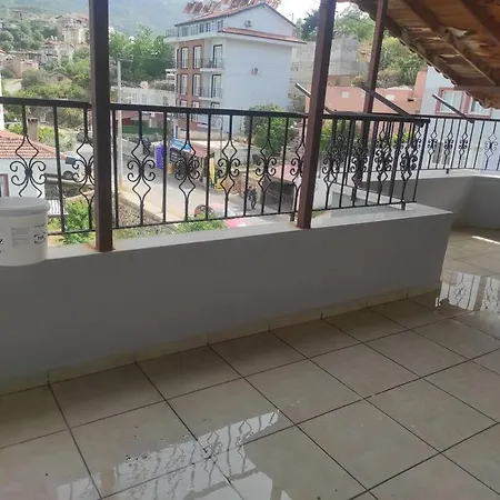 Klimali Ferah Doga Manzarali Mobilyali Genis Balkonlu Tum Daire Fethiye