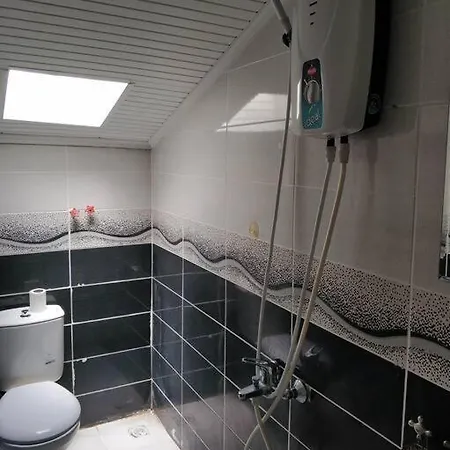 Apartment Klimali Ferah Doga Manzarali Mobilyali Genis Balkonlu Tum Daire